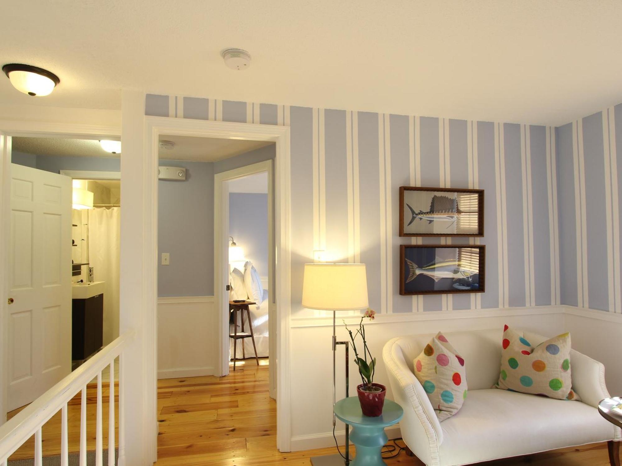 Charles And Charles Mv Bed & Breakfast Vineyard Haven Dış mekan fotoğraf