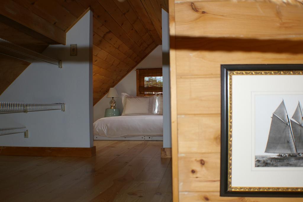 Charles And Charles Mv Bed & Breakfast Vineyard Haven Oda fotoğraf