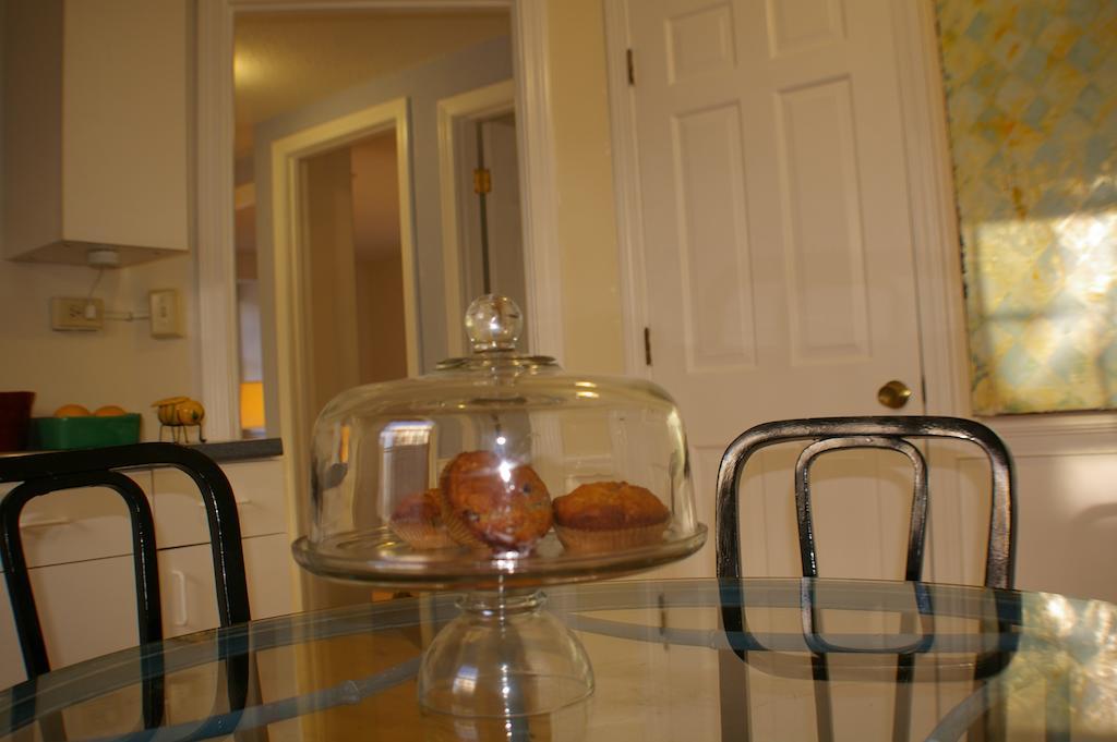 Charles And Charles Mv Bed & Breakfast Vineyard Haven Oda fotoğraf